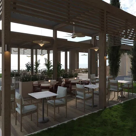 Hotel Akra &