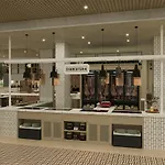 Akra & Hotel