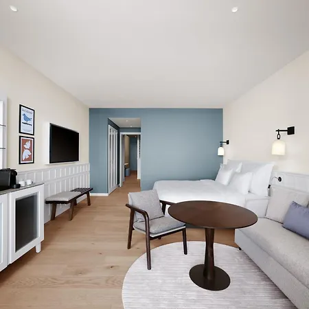 Hotel Akra & 5*